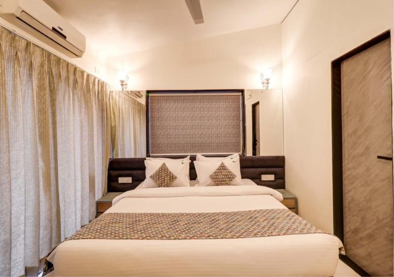 NEHA BHATIA 3 BHK AC villa in Panchgani